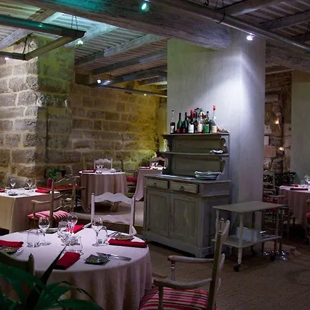 Couette-café La Prévôté - Particulier&restaurant LʼIsle-sur-la-Sorgue
