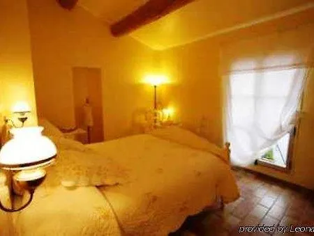 Couette-café La Prévôté - Particulier&restaurant LʼIsle-sur-la-Sorgue