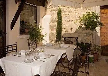 La Prévôté - Particulier&restaurant 3* LʼIsle-sur-la-Sorgue